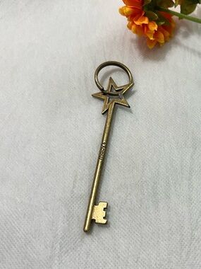 Brass Star Key Pendant Necklace Charm - Vintage Style Keychain